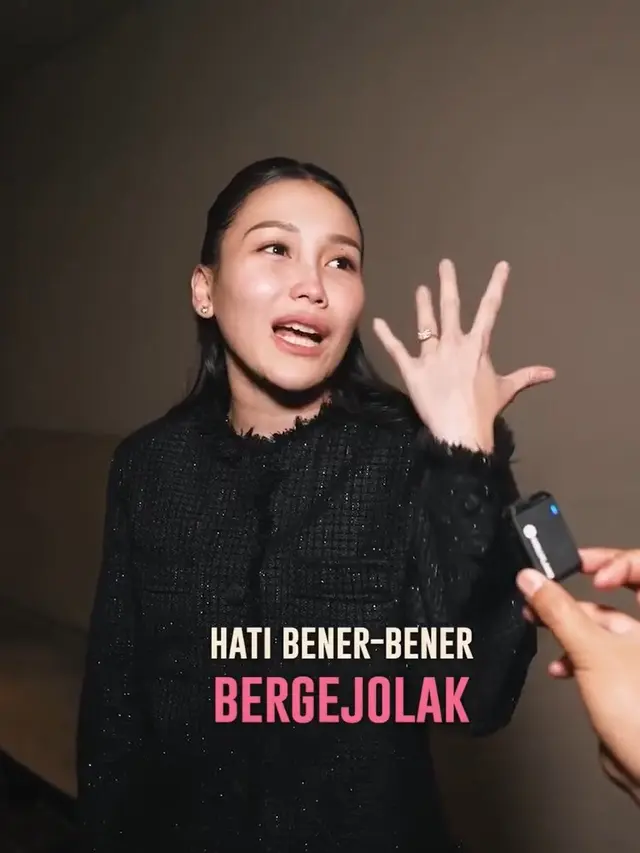 Ayu Ting Ting Nonton film Ibu, Bagaimana Aku Tanpamu? (instagram.com/falconpictures_)