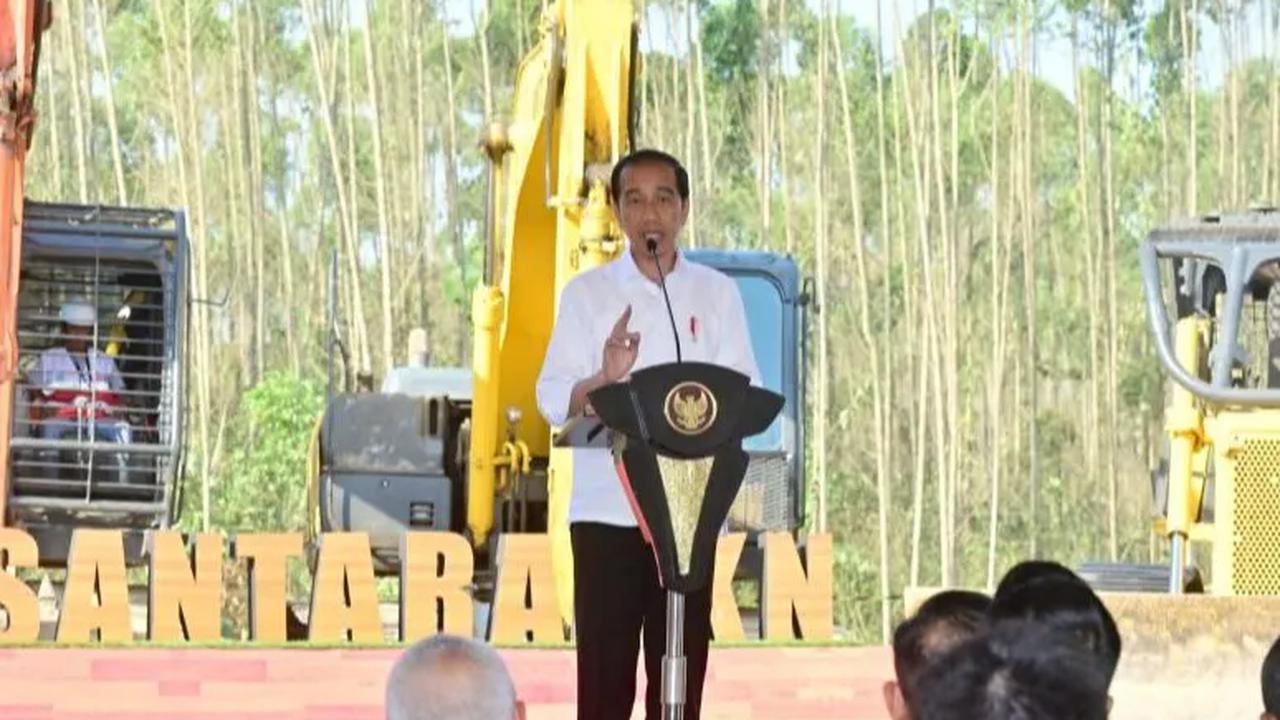 Hasilnya, kepuasan publik terhadap pemerintahan Jokowi masih tinggi yakni 64,2 persen cukup puas dan 11,3 persen sangat puas.&nbsp;