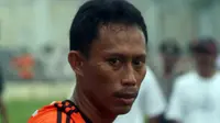 Pelatih Persibas Putut Wijanarko memanggil 18 pemain untuk berpartsipasi di ajang Piala Polda Jatim (Bola.com/Robby Firly)