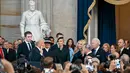 Donald Trump menjadi Presiden Amerika Serikat setelah unggul pada Pemilu Amerika Serikat 2024 dengan meraih 312 suara elektoral, unggul dari pesaingnya Kamala Harris yang hanya memperoleh 224 suara. (Kenny Holston/The New York Times/AFP)