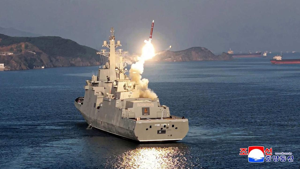 FOTO: Ngerinya Kapal Perang Terbaru Korea Utara, Dibekali Sistem Senjata Nukli Canggih