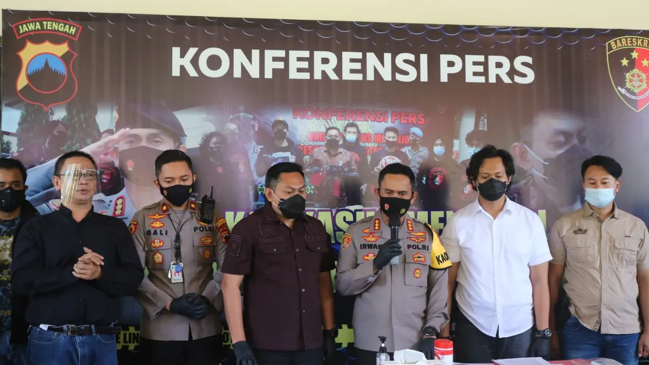 Kapolrestabes Semarang Kombes Pol Irwan Anwar dalam konferensi pers pengungkapan kasus narkoba. (Foto: Liputan6.com/Polda Jateng)