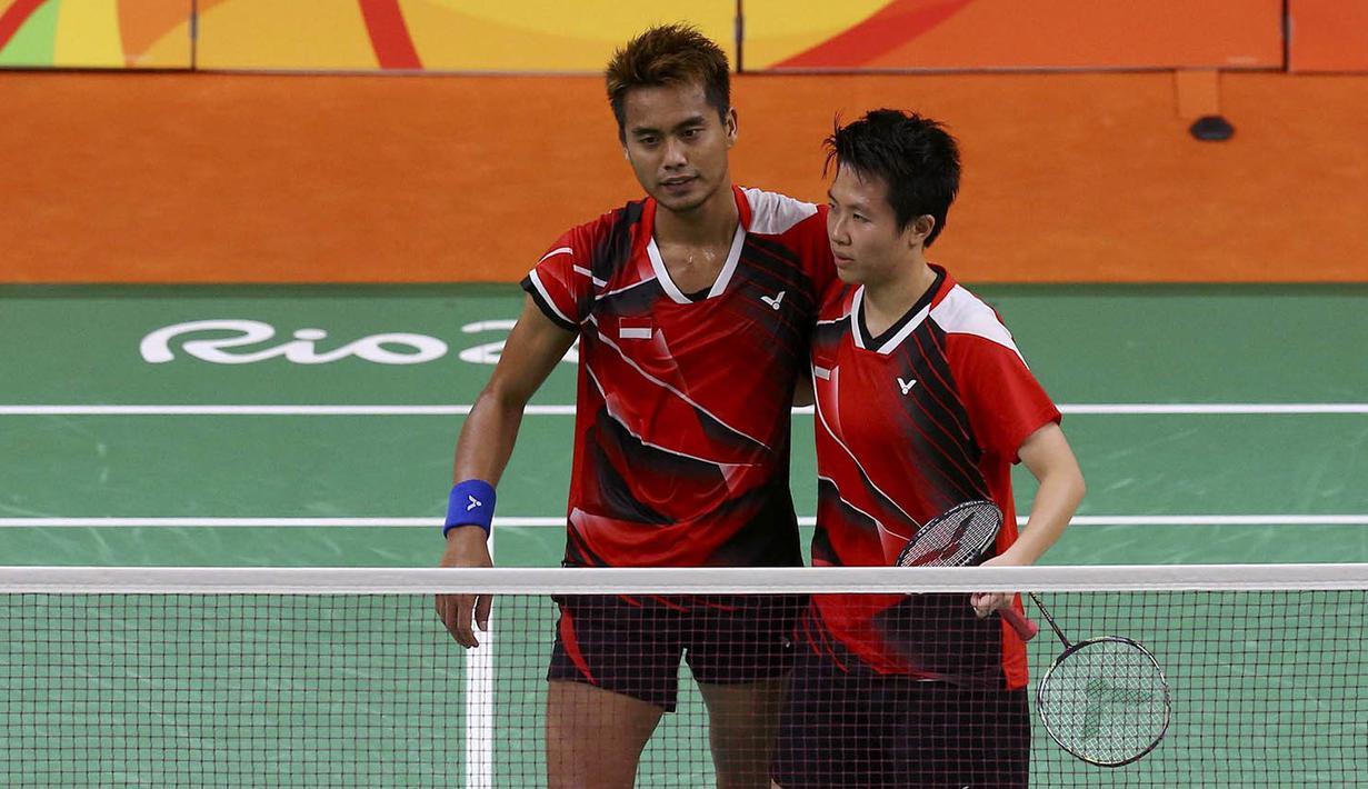 Zhang Nan/Zhao Yunlei merupakan musuh bebuyutan Tontowi Ahmad/Liliyana Natsir, dari 18 duel, Owi/Butet kalah 13 kali termasuk dalam delapan laga terakhir sejak 2014. (Reuters/Marcelo Del Pozo)