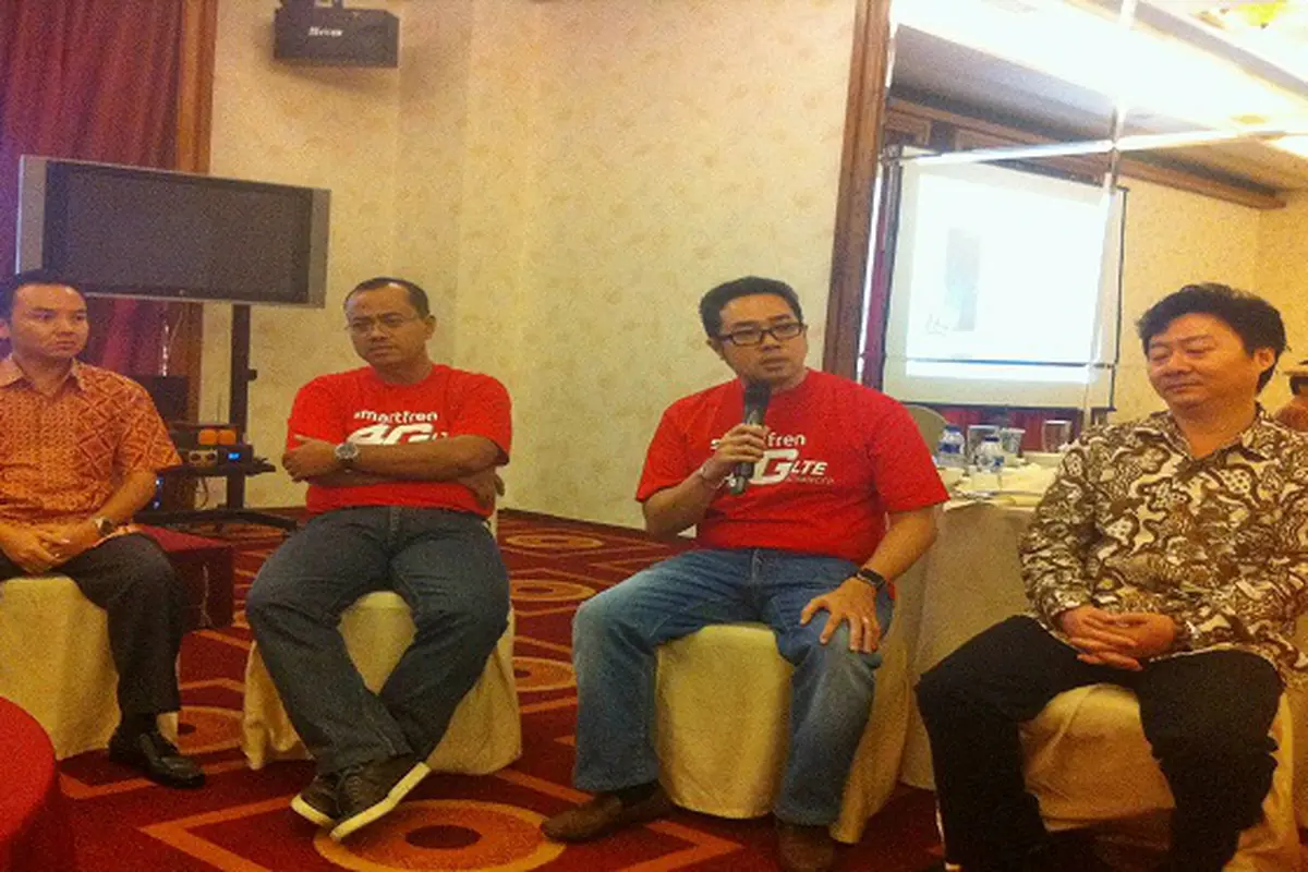 Pelanggan Smartfren Bisa Nikmati Ponsel Dual Carrier di 2016