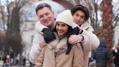 Liburan akhir tahun yang selalu dibarengi Hari Raya Natal dan tahun baru 2023 memang sebuah momentum paling tepat untuk melepas penat dari segala kesibukan. Maudy Koesnaedi memilih Turki sebagai negara tujuannya untuk berlibur bersama keluarga. Apalagi waktunya bertepatan dengan libur sekolah putra semata wayangnya. (Liputan6.com/IG/@maudykoesnaedi)