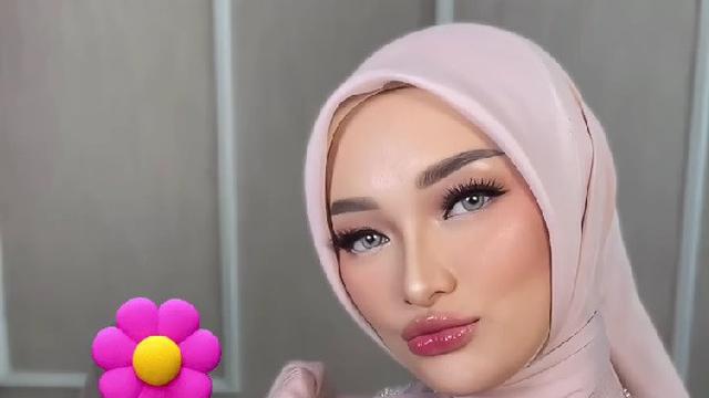 Momen Bahagia Zaskia Gotik di Tasyakuran 7 Bulan Kehamilannya, Tampil Memesona