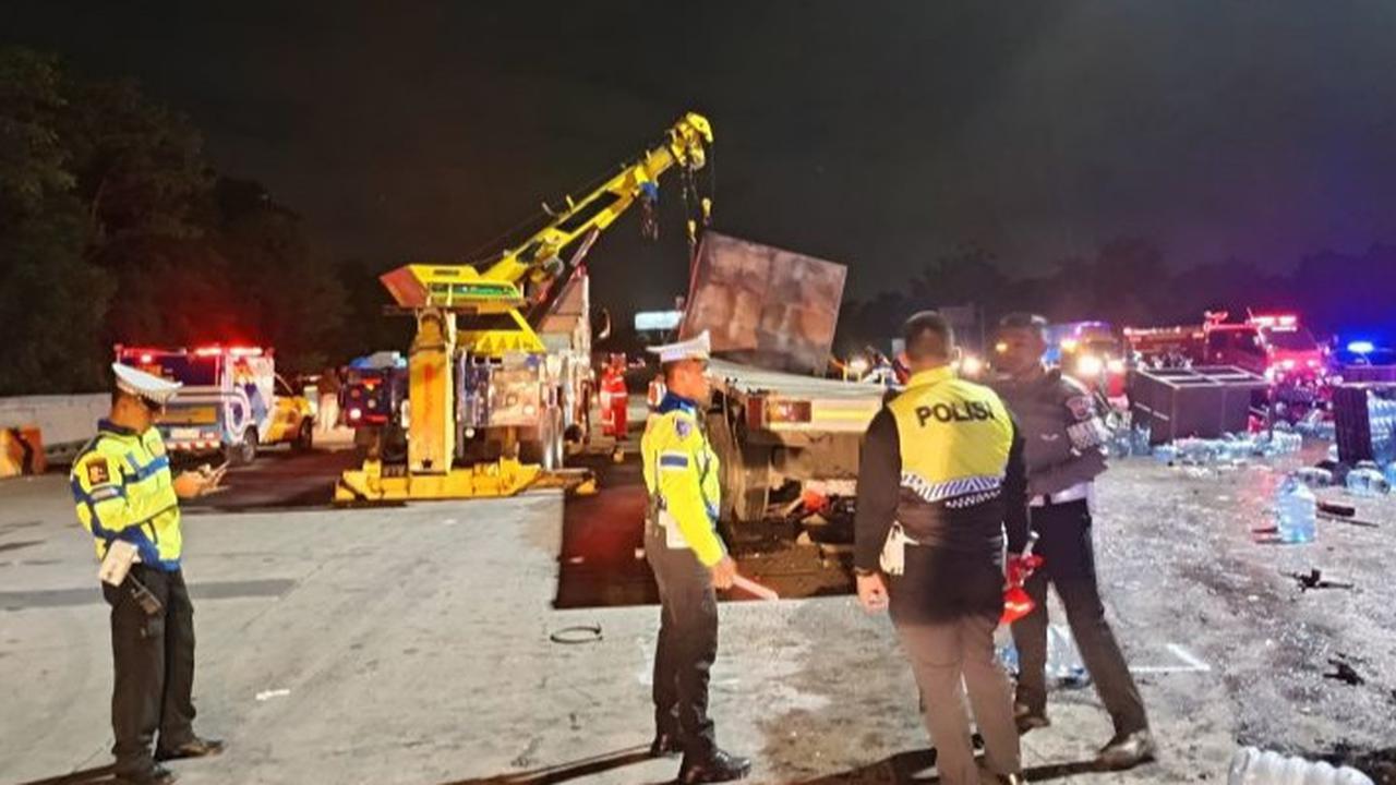 Korban Meninggal Kecelakaan Gerbang Tol Ciawi Teridentifikasi 7 Laki-Laki dan 1 Wanita, Ini Ciri-Cirinya