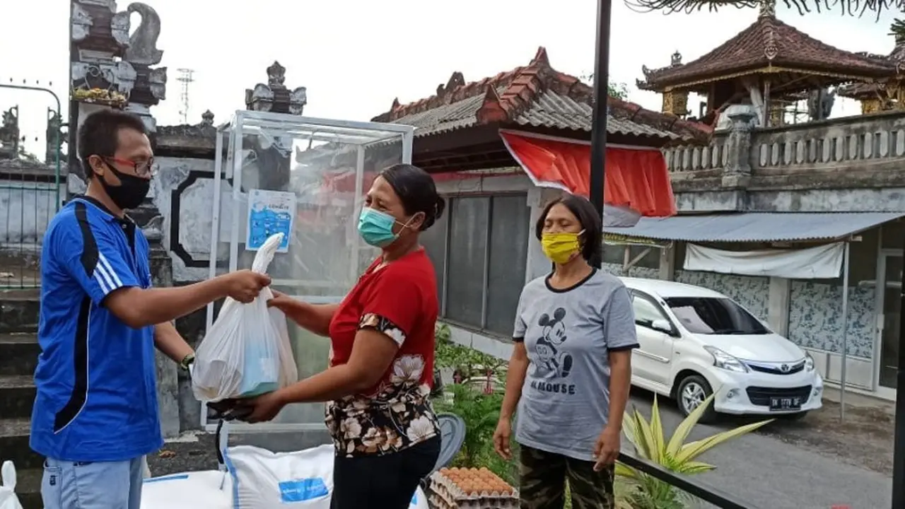 Bantuan untuk Ratusan Keluarga Dampingan SOS Children’s Villages