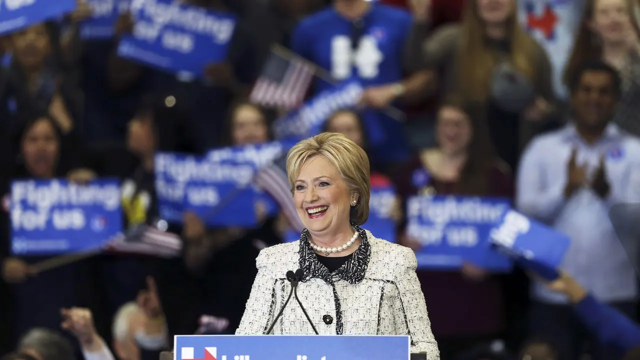Hillary Clinton menang di South Carolina