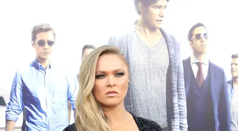 Selamat Ronda Rousey Resmi Menikah Dengan Travis Browne Entertainment Fimela Com