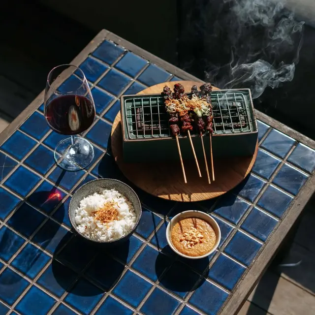 Salah Satu Rekomendasi Tempat Makan Enak di Nusa Dua 2025, Manarai Beach House.