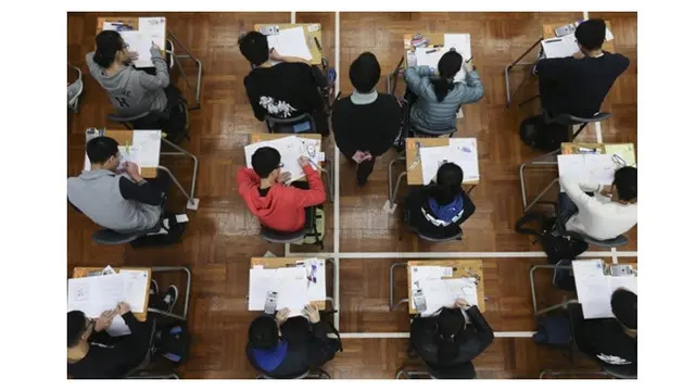 Siswa Tak Bisa Selesaikan Soal Ujian, Alasannya Kocak Banget