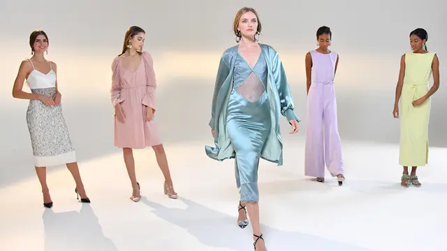 FOTO: New York Fashion Week di Tengah Pandemi COVID-19