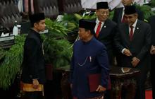 VIDEO: Infisiatif Prabowo Kompak Bareng Gibran Sambut Wapres Ma'ruf Jelang Pelantikan di MPR/DPR