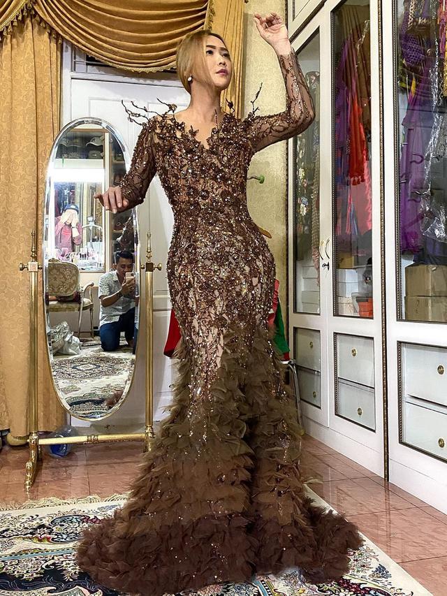 Sempat Bertubuh Gemuk, Ini 7 Potret Inul Daratista yang Makin Langsing