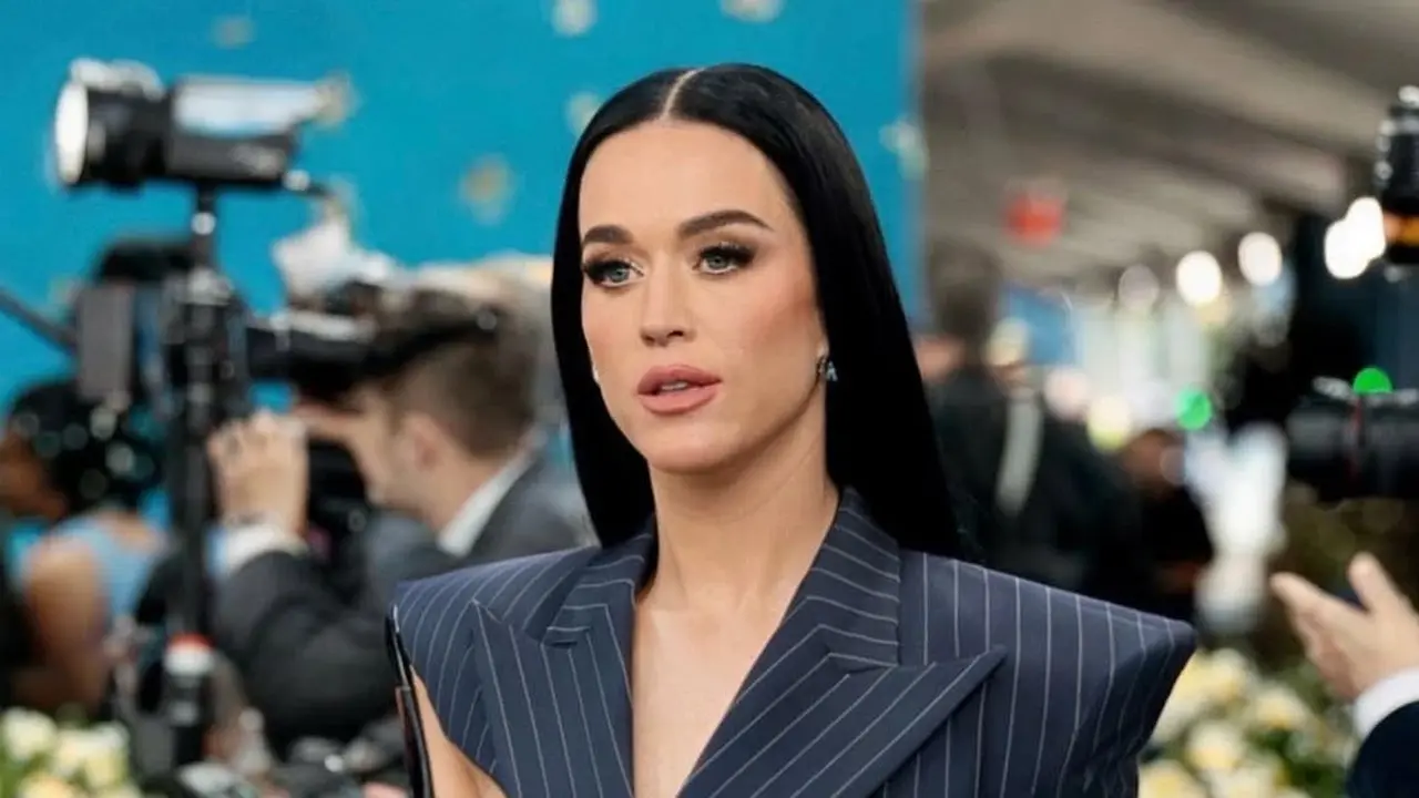 Kecohkan Fans dengan AI, Katy Perry Tampil Sebagai Best Dress di Met Gala 2025