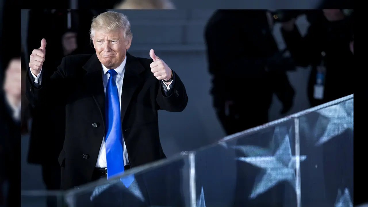Persiapan Dilantik Jadi Presiden, Donald Trump Tiba di Washington