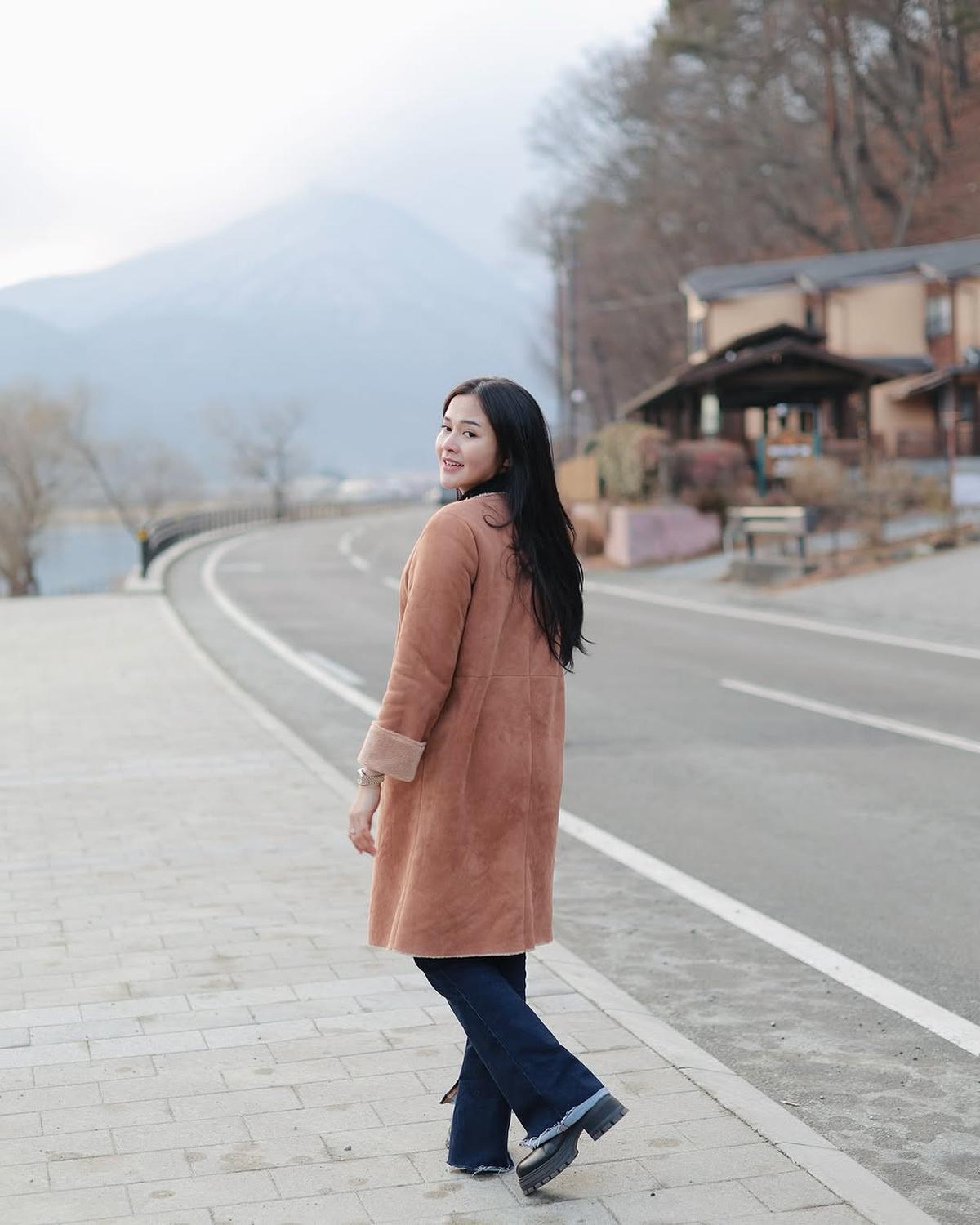 Potret Cantik Bella Bonita Liburan ke Jepang, Happy Banget Main Salju