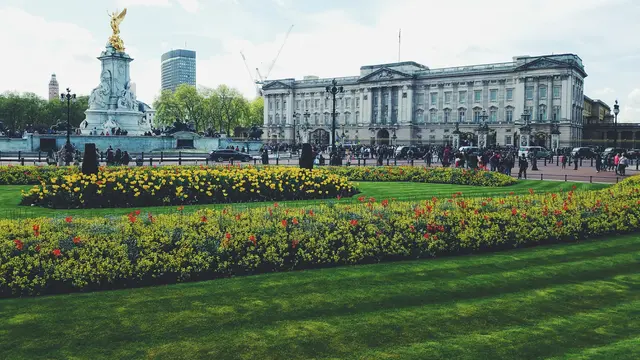 Ilustrasi ikon terkenal Buckingham Palace, Inggris