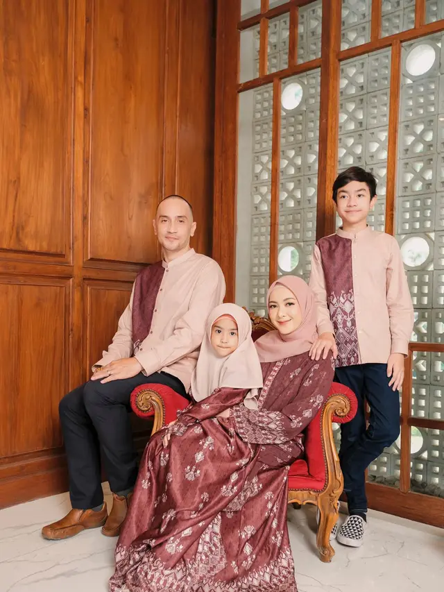 Koleksi pakaian Ramadan