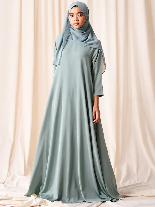 Dress Panjang Polos Elegan Muslim Modern