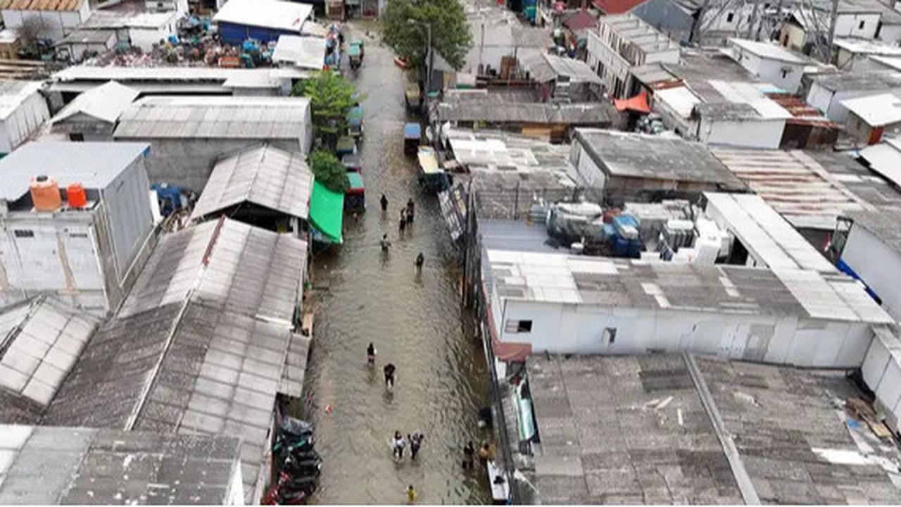 Hujan Turun Sejak Malam, Ini Sejumlah Lokasi di Jakarta yang Tergenang Banjir Kamis Pagi