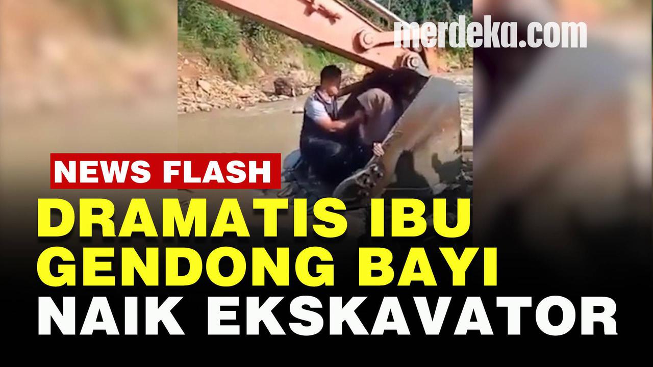 VIDEO: Naik Ekskavator, Ibu Muda Gendong Bayi Usai Lahiran Seberangi Sungai di Banten