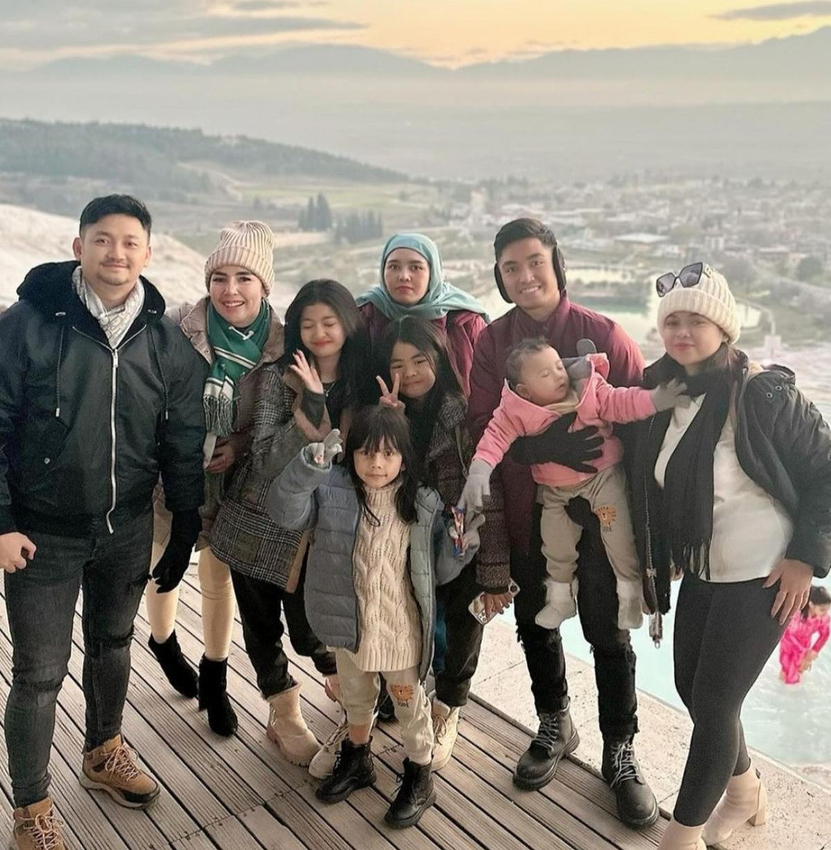 Angga Akrab Dengan Anak Sambungnya