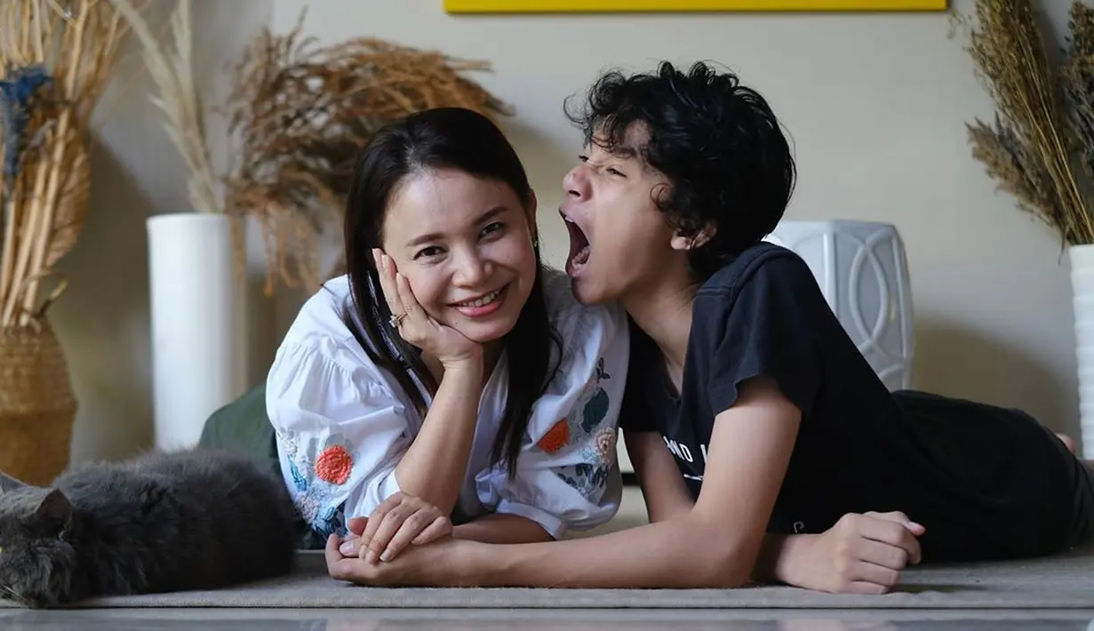 Rossa dan Rizky Langit Ramadhan (Instagram/itsrossa910)