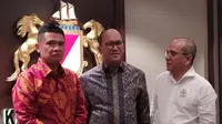 Seremoni Penyerahan Kartu Tanda Anggota (KTA) Kadin Indonesia kepada Pelindo I, di Menara Kadin, Jakarta, Selasa, (18/2/2020).