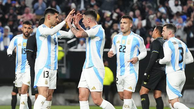 Foto: Tanpa Lionel Messi, Argentina Menang Mudah atas El Savador di Laga FIFA Matchday