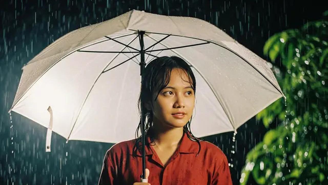 7 Ide Prompt Kreatif Gemini AI Viral untuk Bikin Foto di Tengah Hujan yang Dramatis tapi Natural