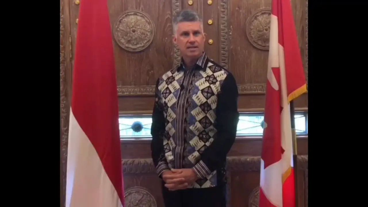 Dubes Kanada Cameron MacKay.