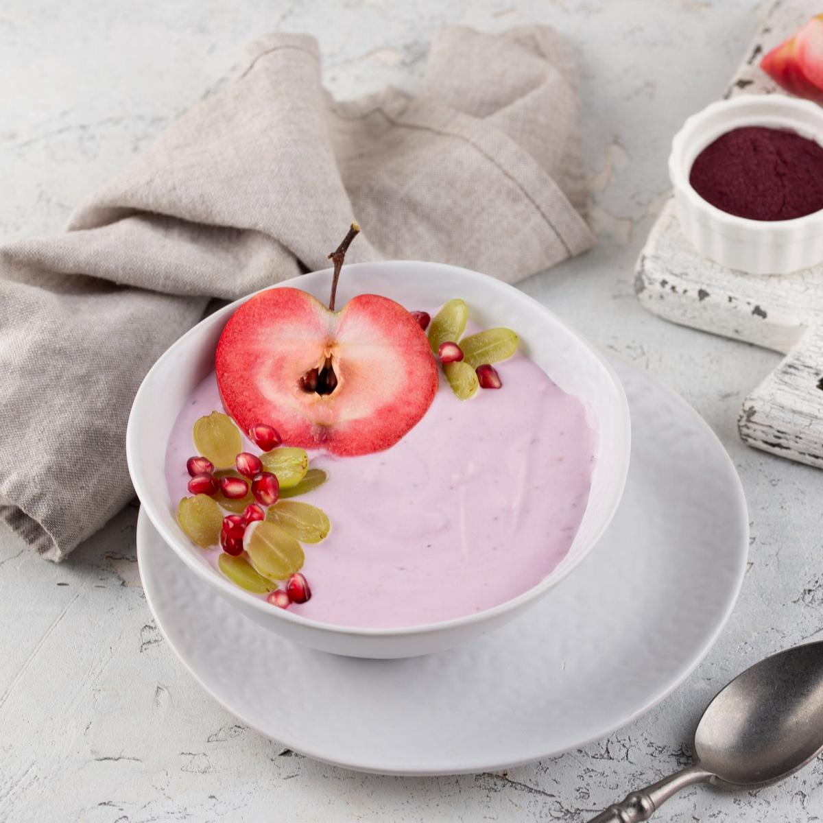yogurt dengan buah segar