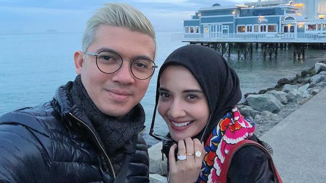 [Bintang] Irwansyah dan Zaskia Sungkar