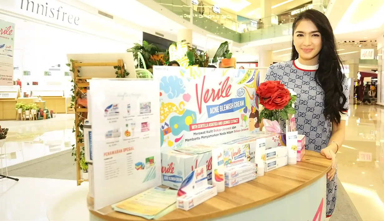 Angel Karamoy -Fimela Fest 2019 (Bambang E Ros/Fimela.com)