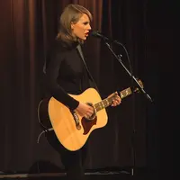 Taylor Swift di Grammy Museum