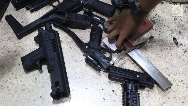 Bea Cukai Pasar Baru Musnahkan 7972 Barang Milik Negara