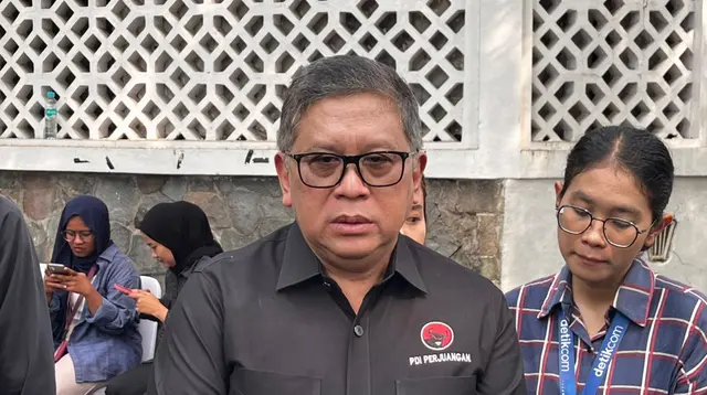 Guruh Soekarnoputra Dimakamkan di Karet Bivak, Bersebelahan dengan Fatmawati