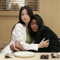 Ilustrasi people pleaser (copyright Fimela.com/Daniel Kampua)