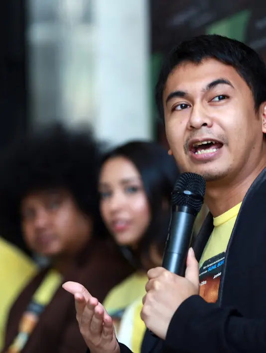 Diproduseri Sunil Soraya, komedian Raditya Dika mengangkat genre drama komedi. (Deki Prayoga/Bintang.com)
