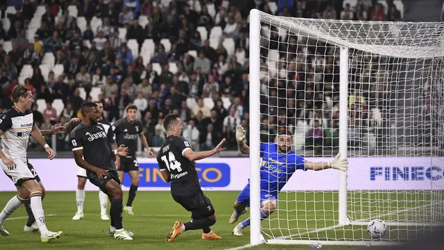 Juventus, Arkadiusz Milik
