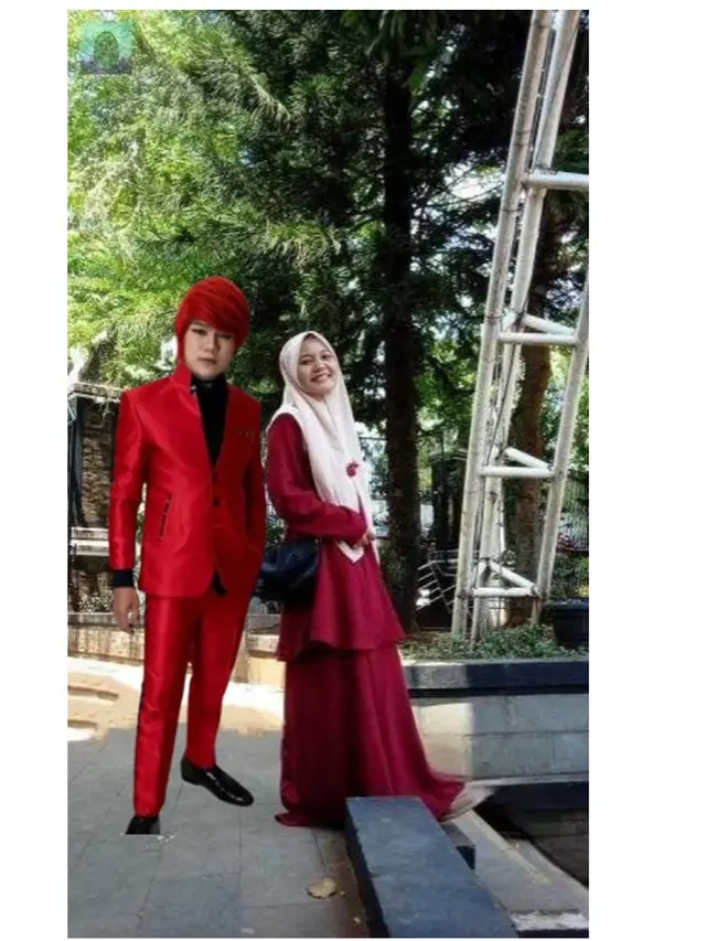 Minta Fotonya Diedit Agar Selangnya Hilang, 6 Hasilnya Bikin Tepuk Jidat