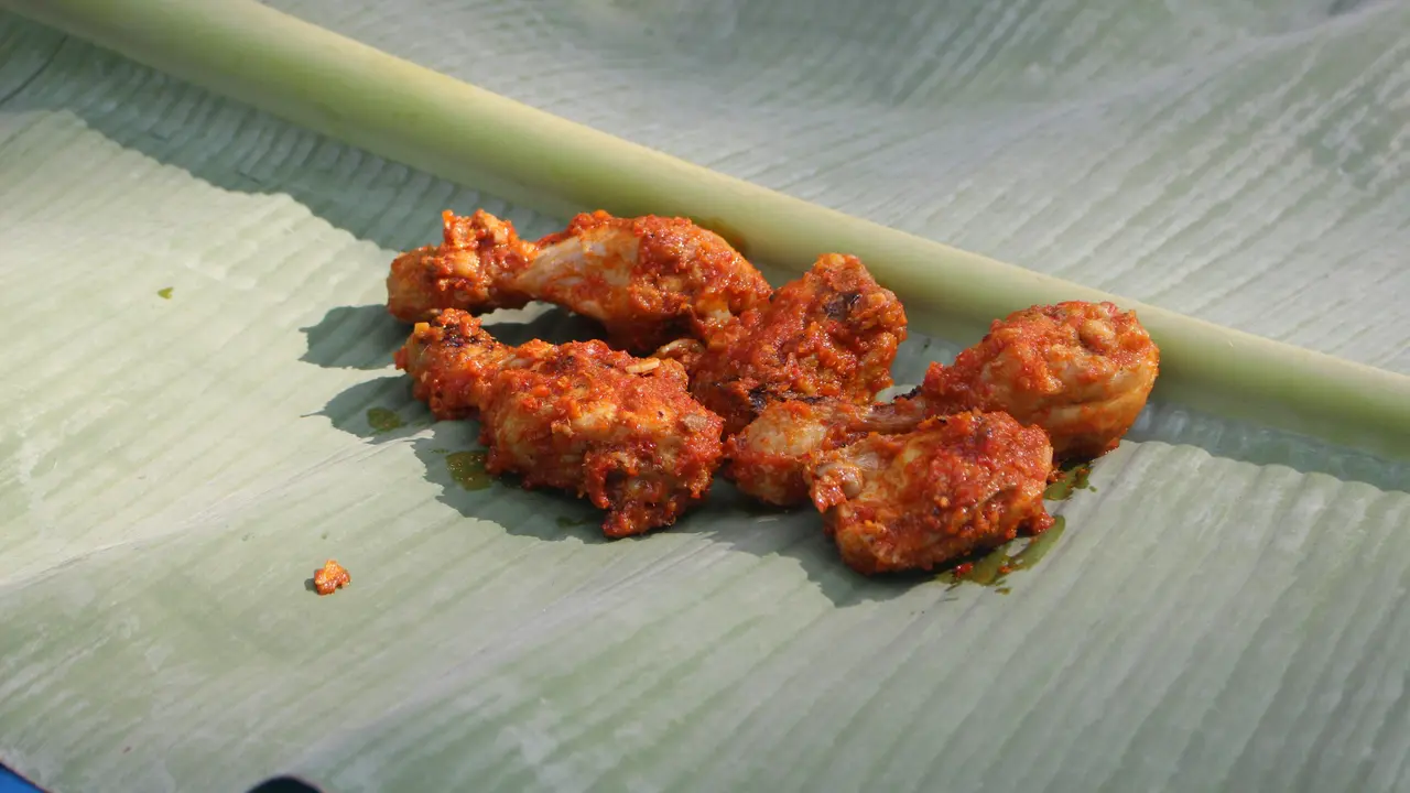 ayam bumbu merah