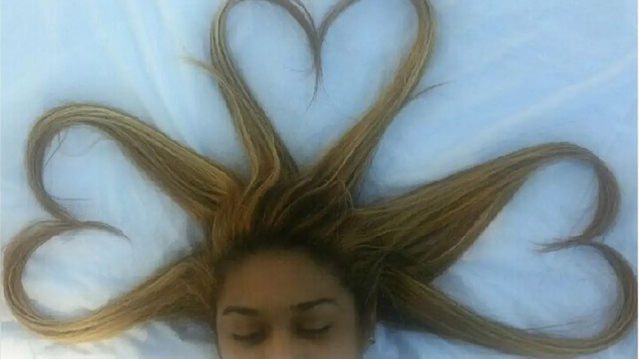 Foto Rambut Berbentuk Hati Ramaikan Jagad Instagram