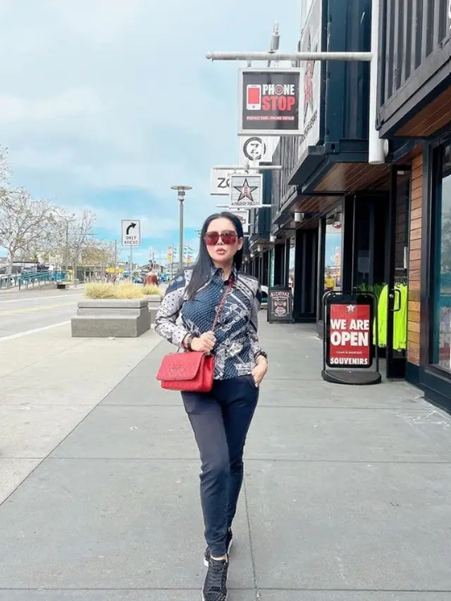 Uci Flowdea liburan (Instagram/uciflowdea)