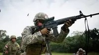 Wihh, senapan buatan Indonesia diuji coba satuan Elite US Army!
