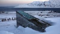 Kubah Svalbard Global Seed Vault (voanews.com)