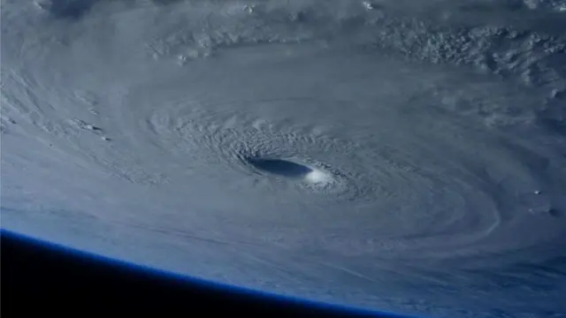 Dahsyatnya Penampakan Topan Maysak dari Luar Angkasa