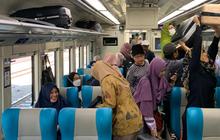 Cara Pilih Tempat Duduk Kereta Api Agar Tidak Berjalan Mundur